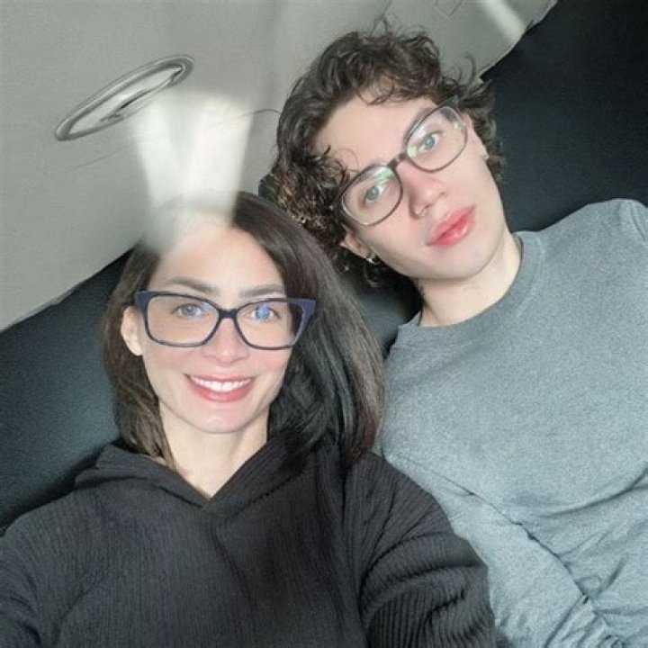 Dayanara Torres biografa, edad, altura, esposa, net worth, familia