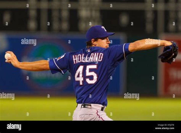 Derek Holland ·