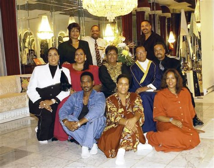 Donna Farrakhan Muhammad net worth and salary income estimation Jan, 2024 ·