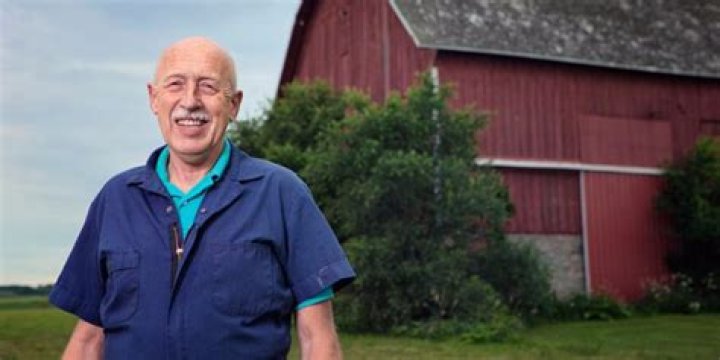 Dr. Pol’s children Charles, Kathy and Diane Jr wiki bio, age, adopted, family