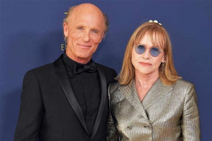 Ed Harris' wife, Amy Madigan Wiki Bio, net worth, daughter, height, age