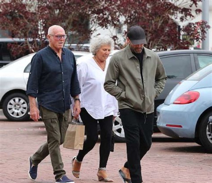 Jason Statham Siblings: Meet Brother Lee Statham Parents And Family