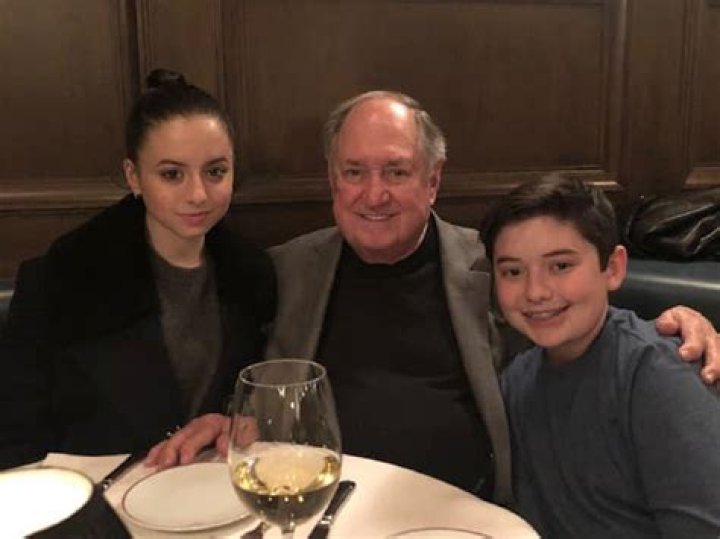 Neil Sedaka Gay Rumors True Or False? Partner Kids And Age