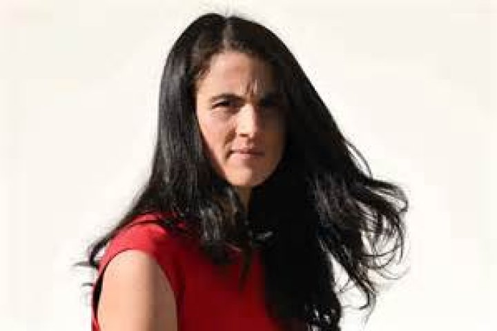 Net Worth, Wife, Daughters, Breast Cancer