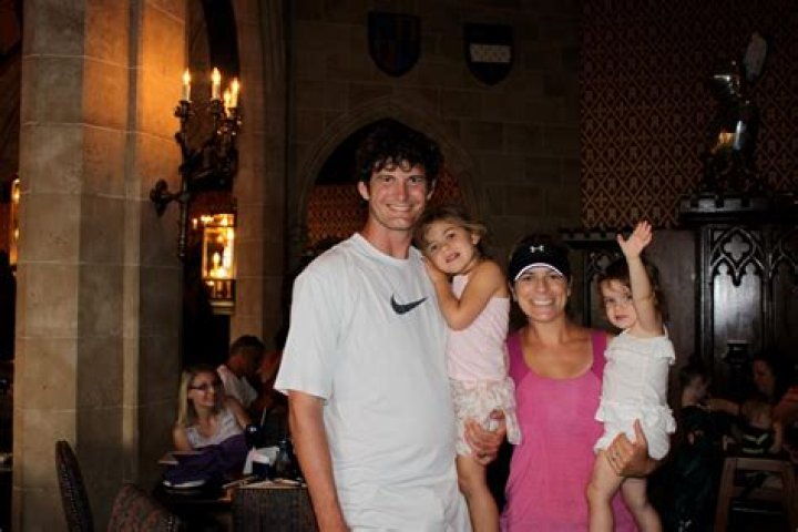Who Are Logan and Tyler Dorsey, Ken Dorsey Daughter? Family ·