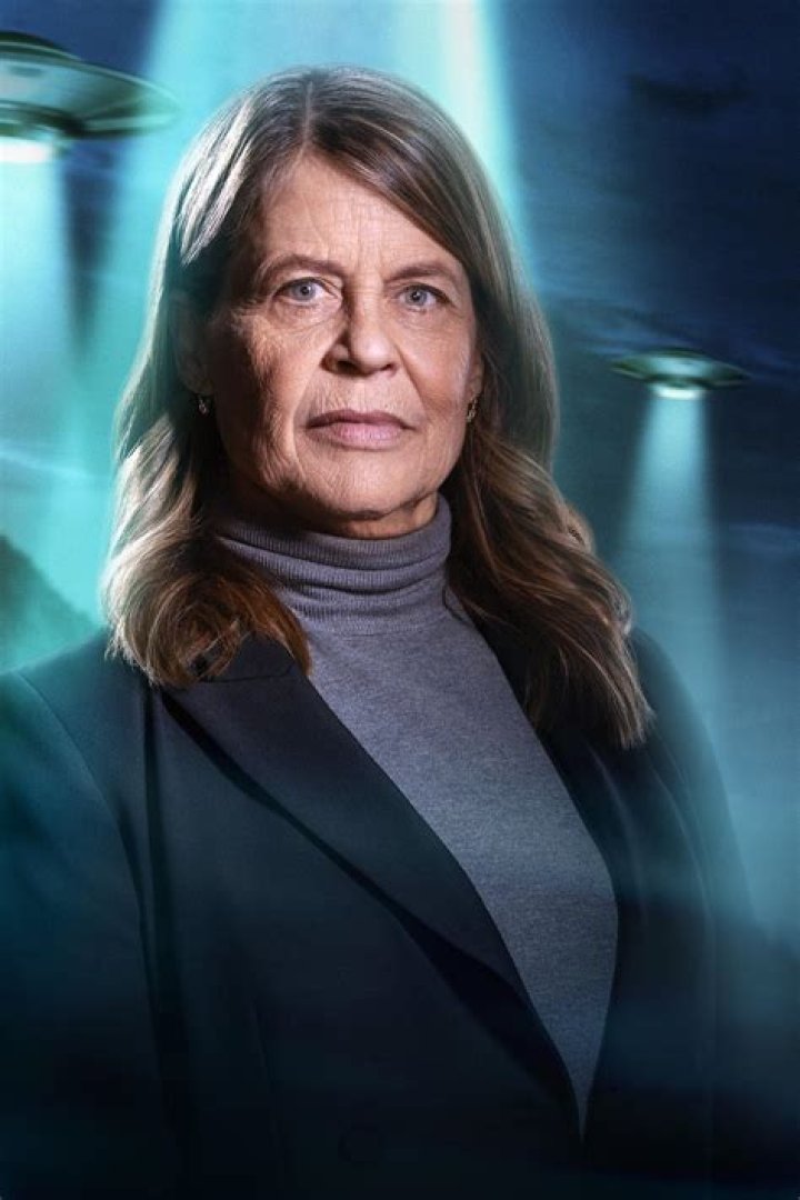 Who Is Linda Hamilton? 5 Fact About Actress Returning To Terminator Hollywood Life ·