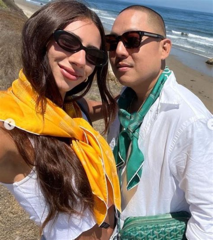 Wife, Net Worth, Restaurant, Family, Bio